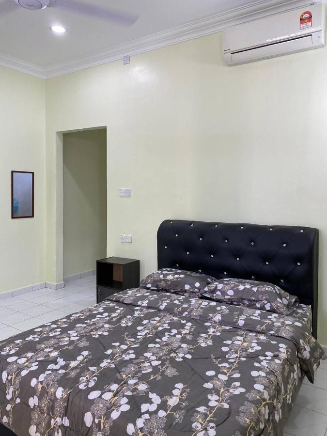 Room/Homestay Nazadja Sungai Besar Exterior foto