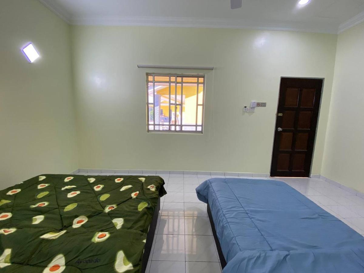 Room/Homestay Nazadja Sungai Besar Exterior foto