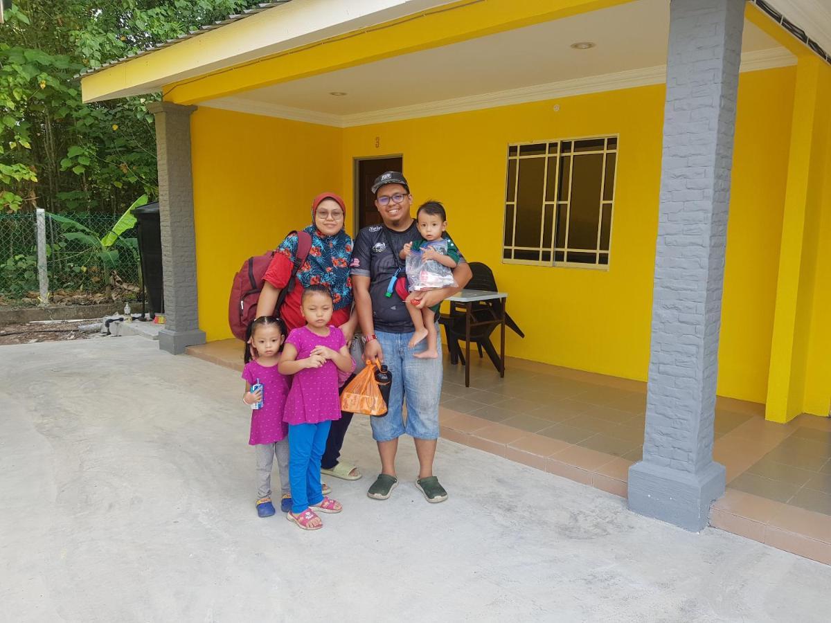 Room/Homestay Nazadja Sungai Besar Exterior foto