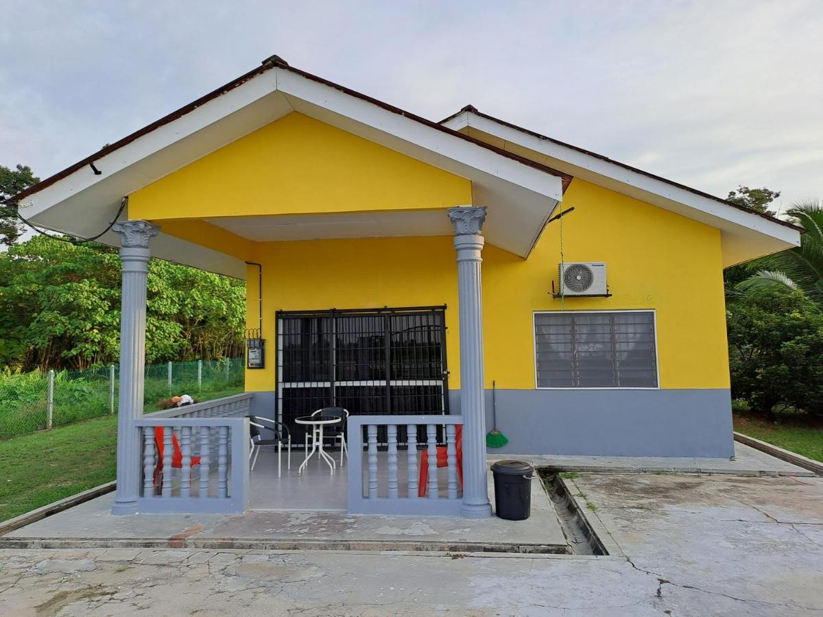 Room/Homestay Nazadja Sungai Besar Exterior foto